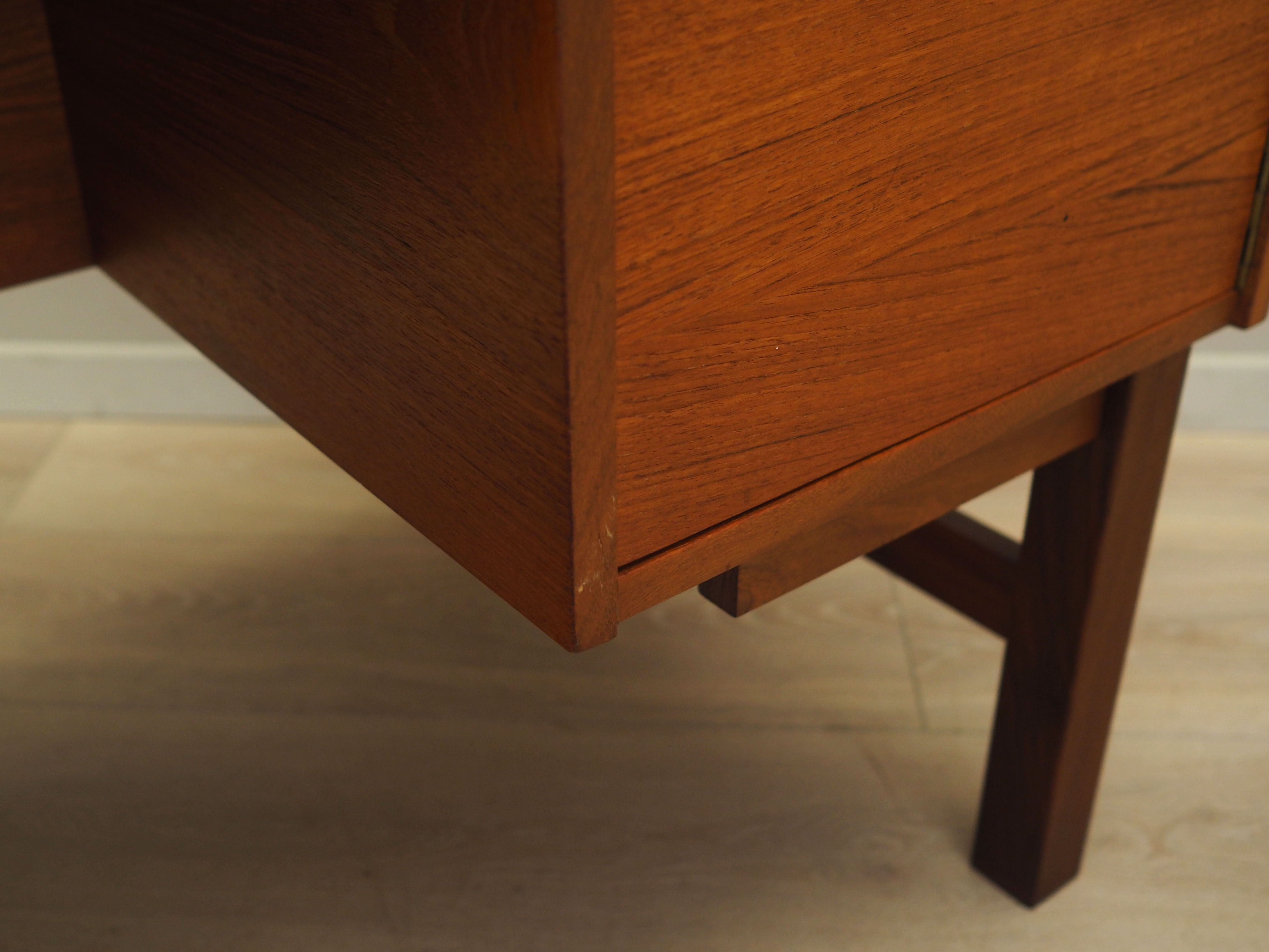 Teak desk, Danish design, 1970s, production: Denmark