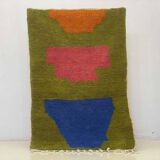 Beni Ouraine Berber rug, handwoven using traditional methods, size 150 x 250 cm