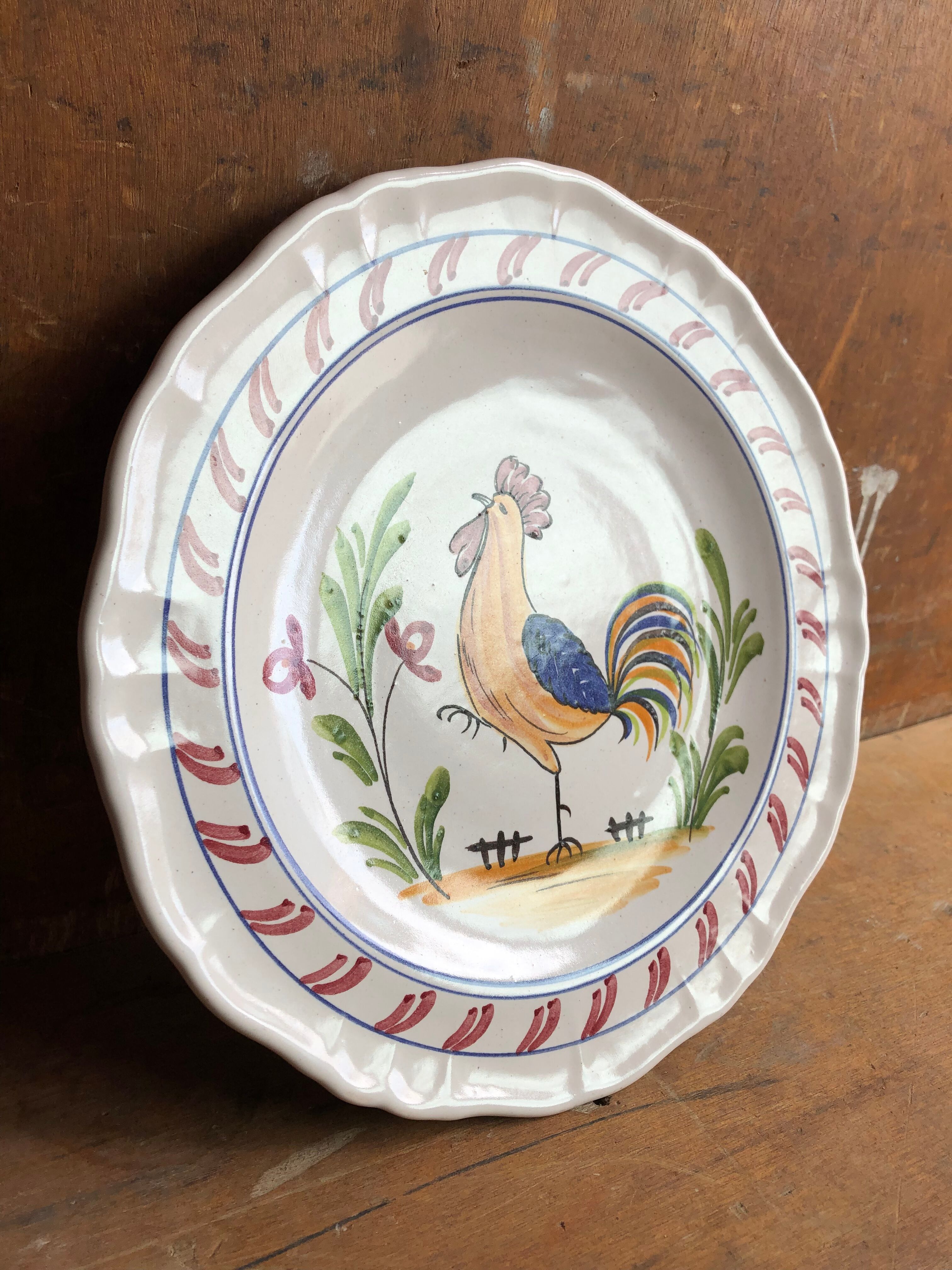 Old decorative plate Quimper France style ceramic vintage rooster design