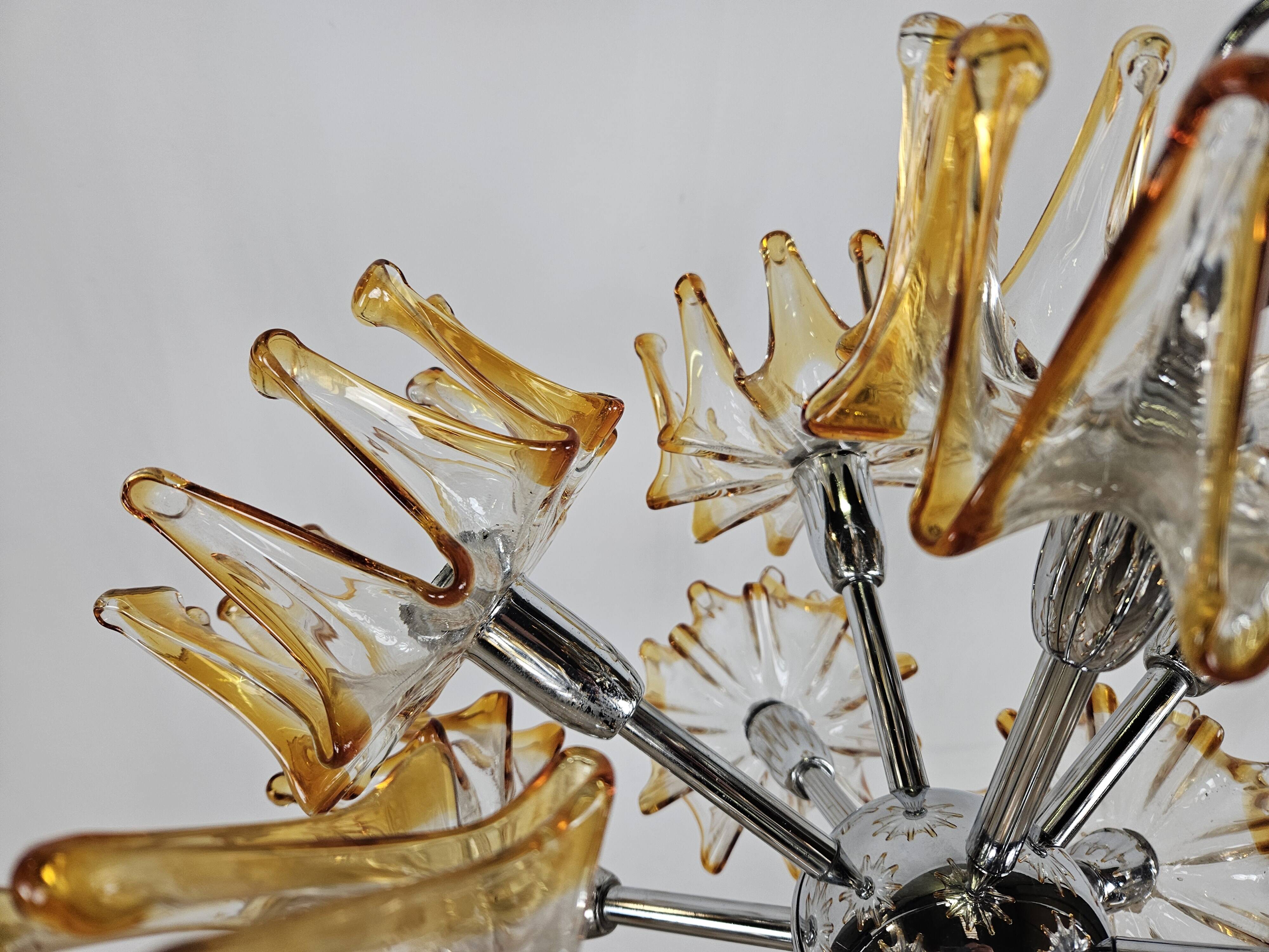 Sputnik chandelier with 14 ceiling lights