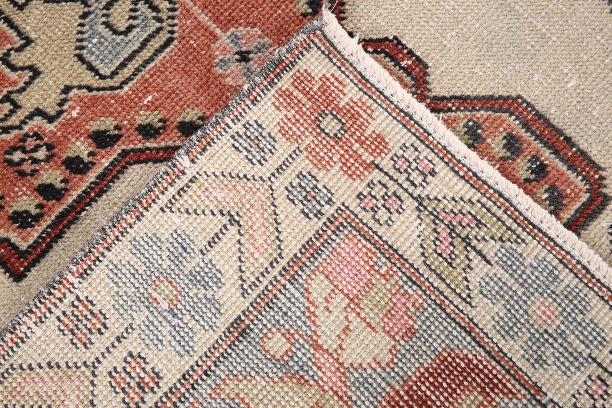Turkish Red & Beige Classic Vintage Rug, 130x229Cm
