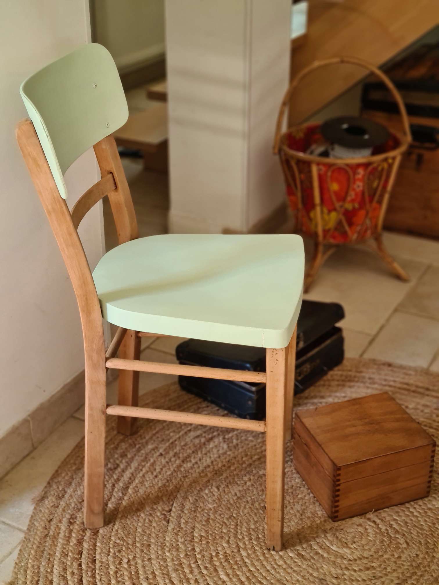 Antique bistro chair pimpée