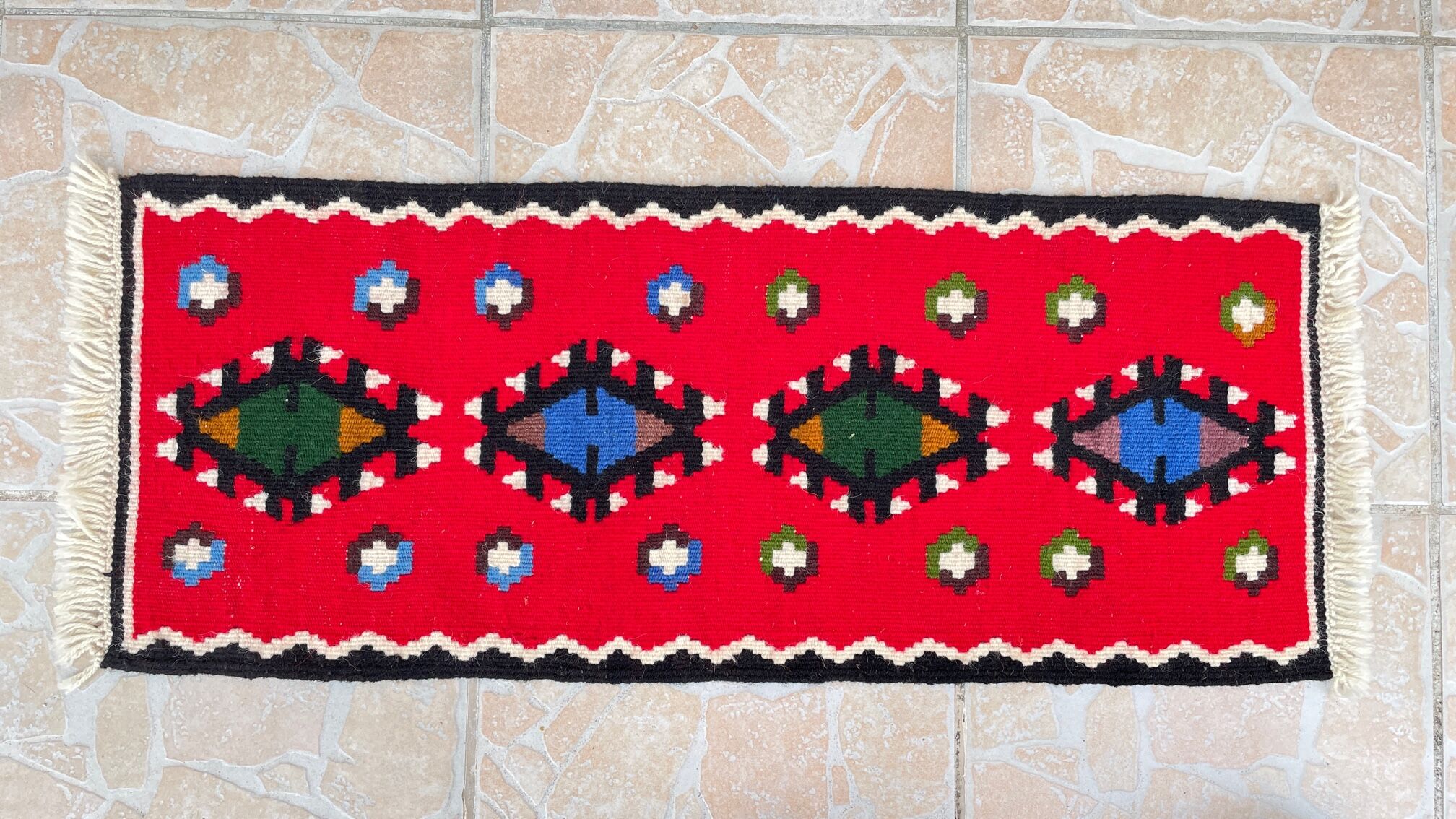 Scandinavian rug rolakan 82x31cm