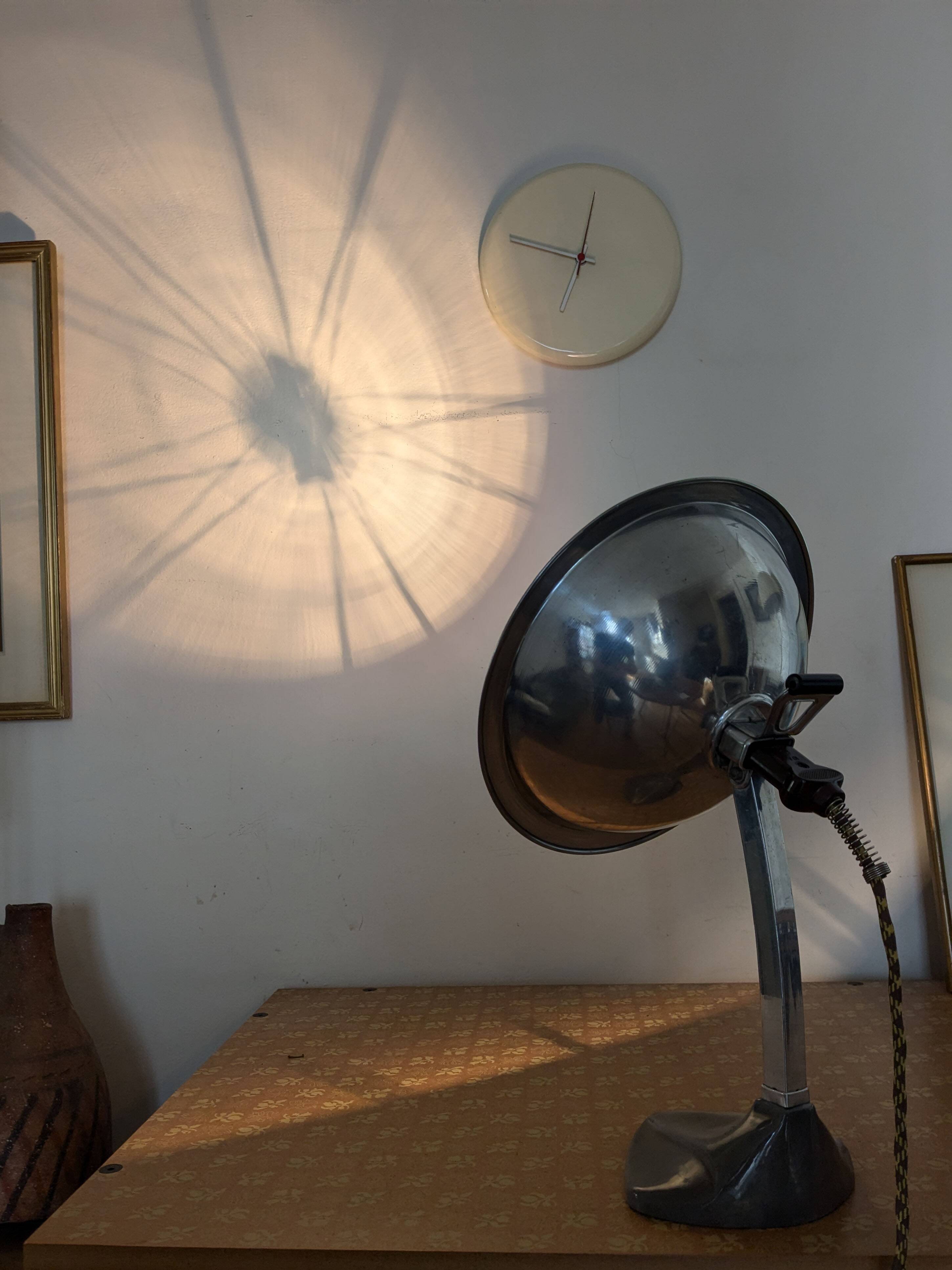 Cobra parabolic lamp with enameled cast iron base, Art Nouveau.