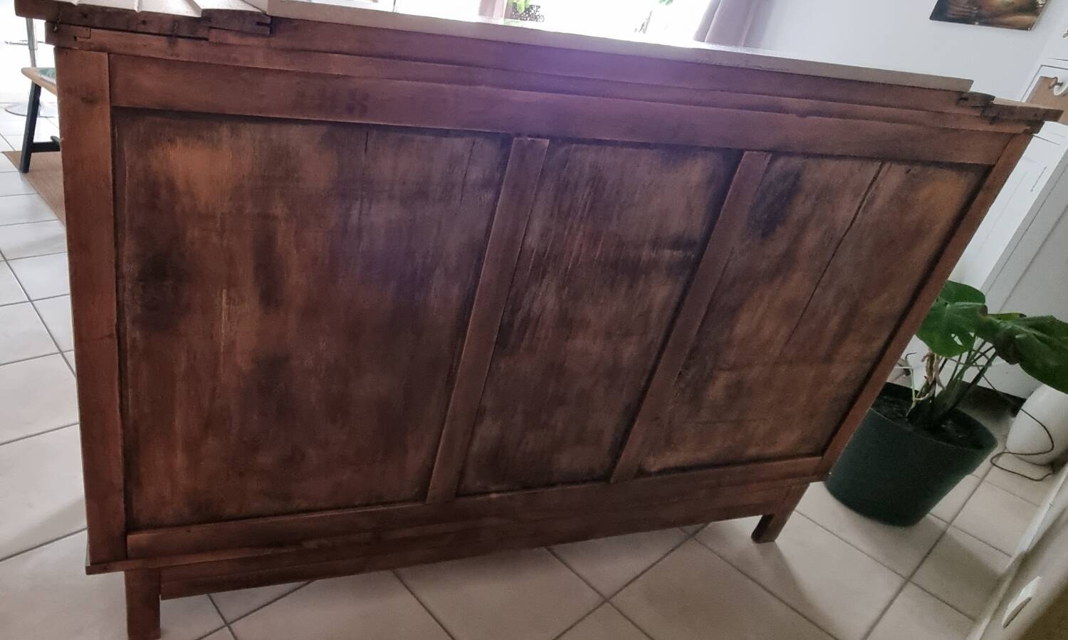 2-door sideboard