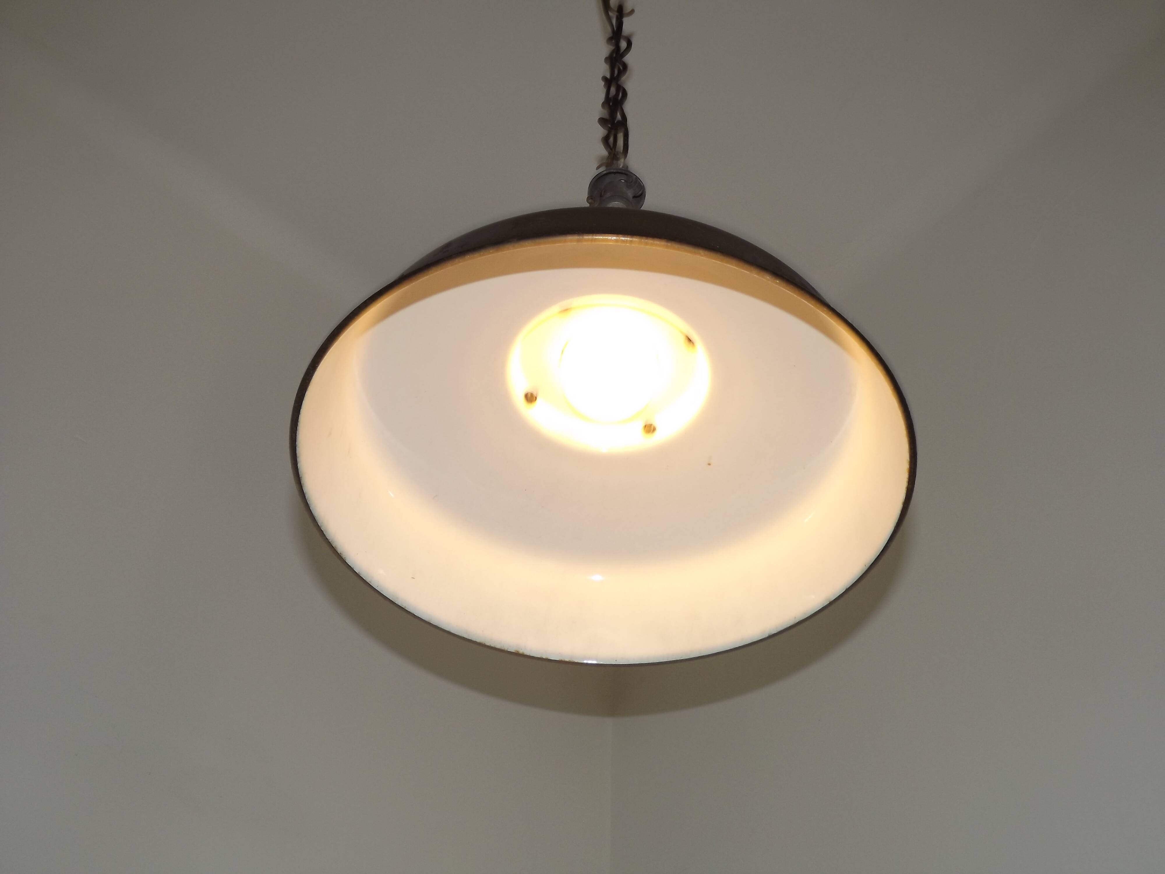 Enameled pendant workshop “reflecto-lux” hanging light, 1950s france
