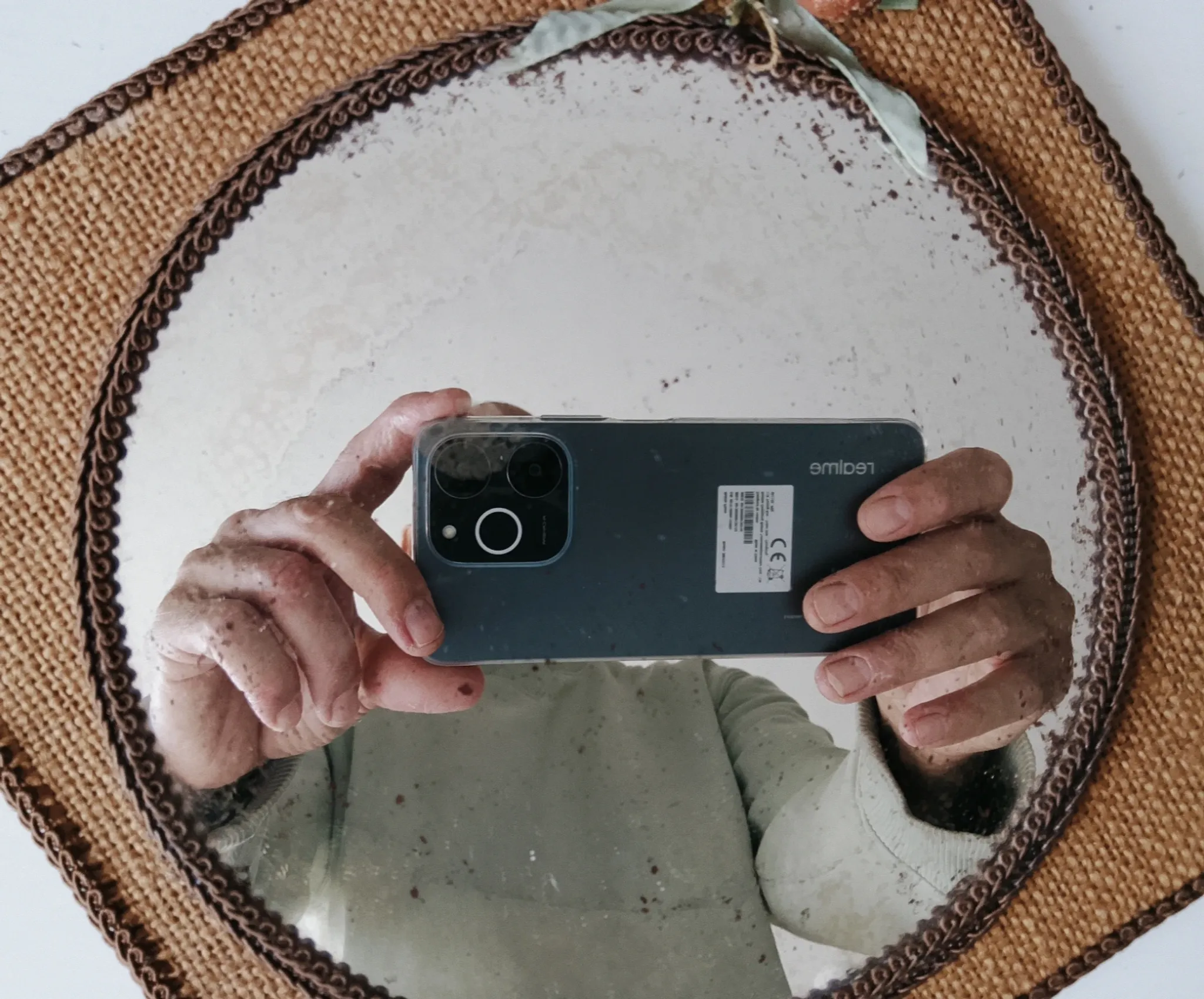 Vintage mirror in handwoven raffia Art Monique 1970s