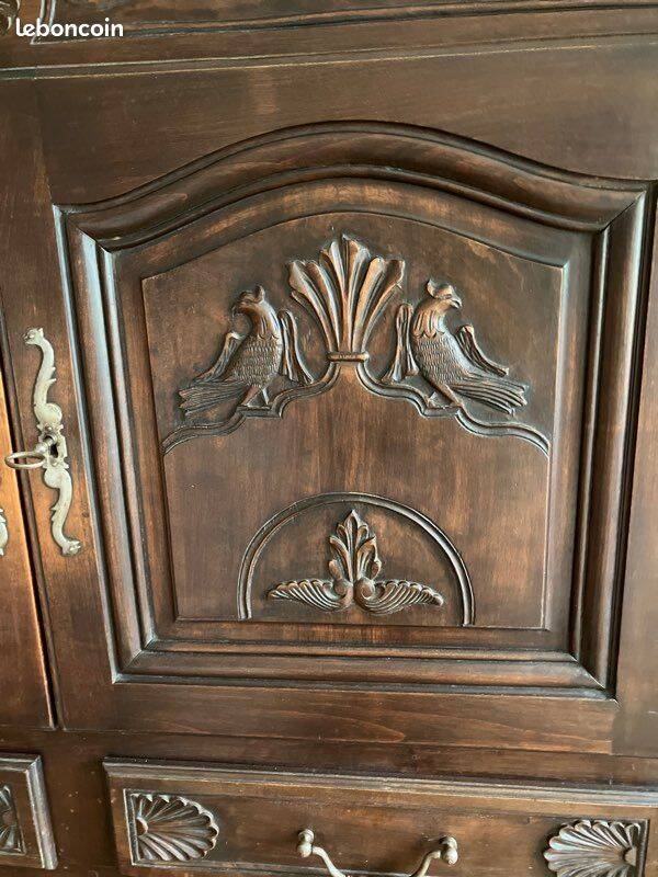 Solid wood furniture