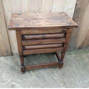 Table de chevet/Meuble d'appoint en bois massif