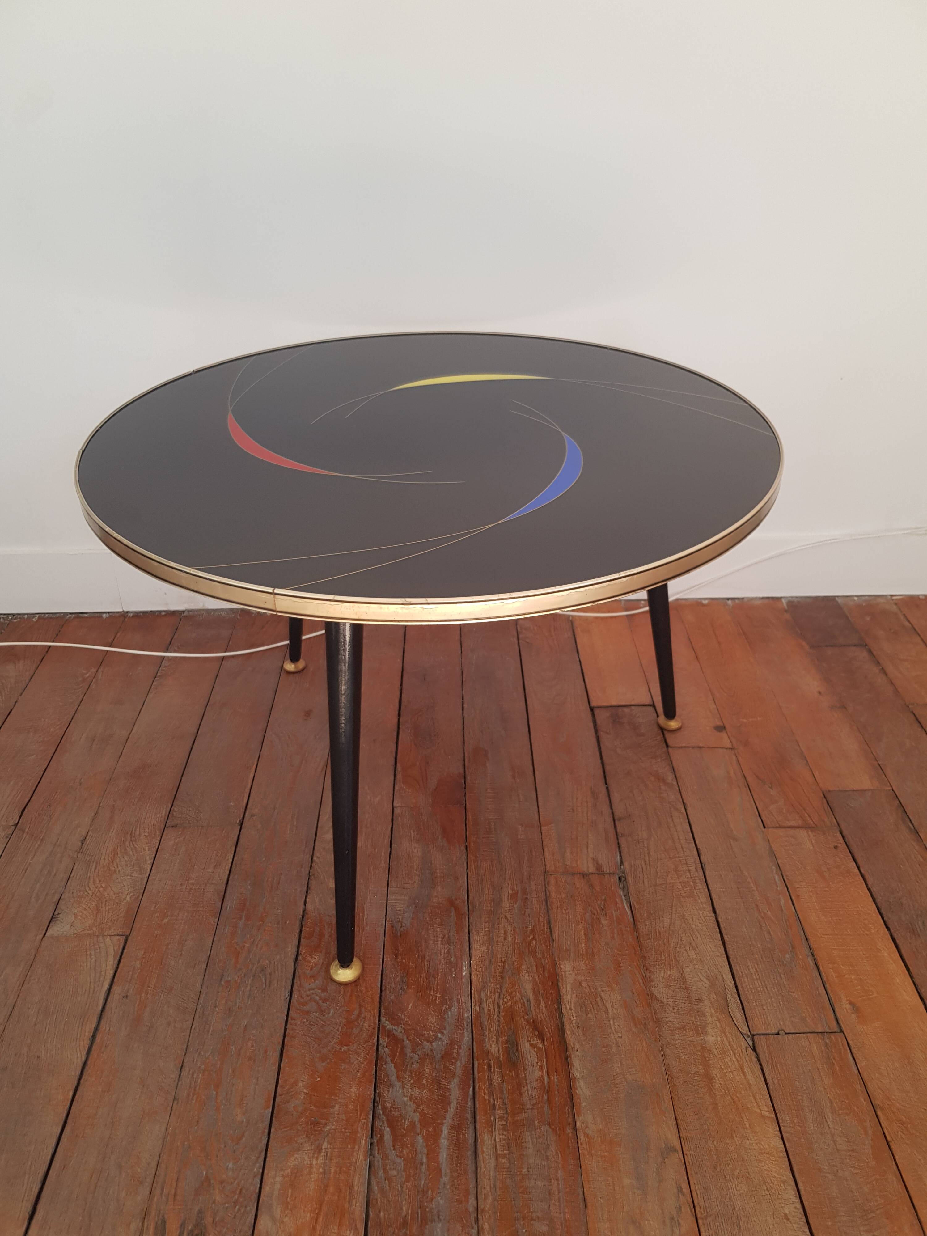 Table basse tripode annees 50
