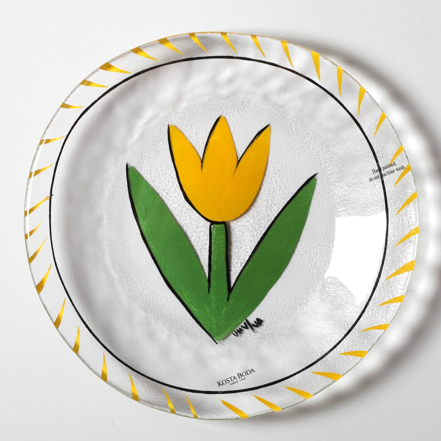 Assiette en verre vintage tulipe jaune design par Ulrica Hydman Vallien Kosta Boda