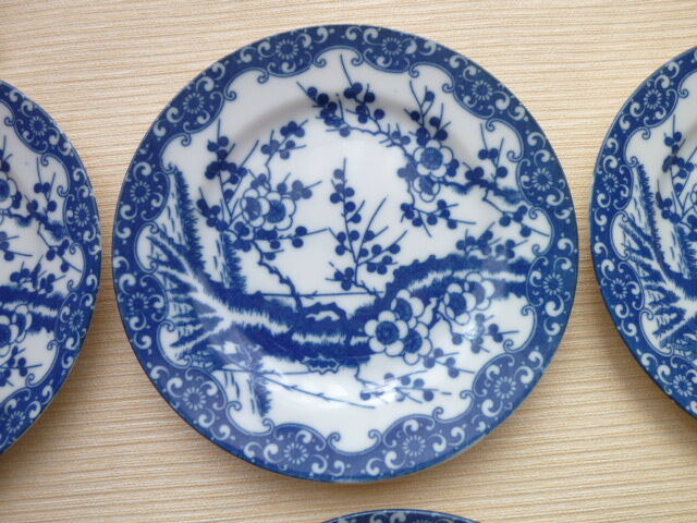 Set of 6 dessert plates in Japanese Porcelain
