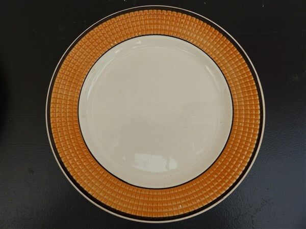 Nidervillier orange tile dessert plates