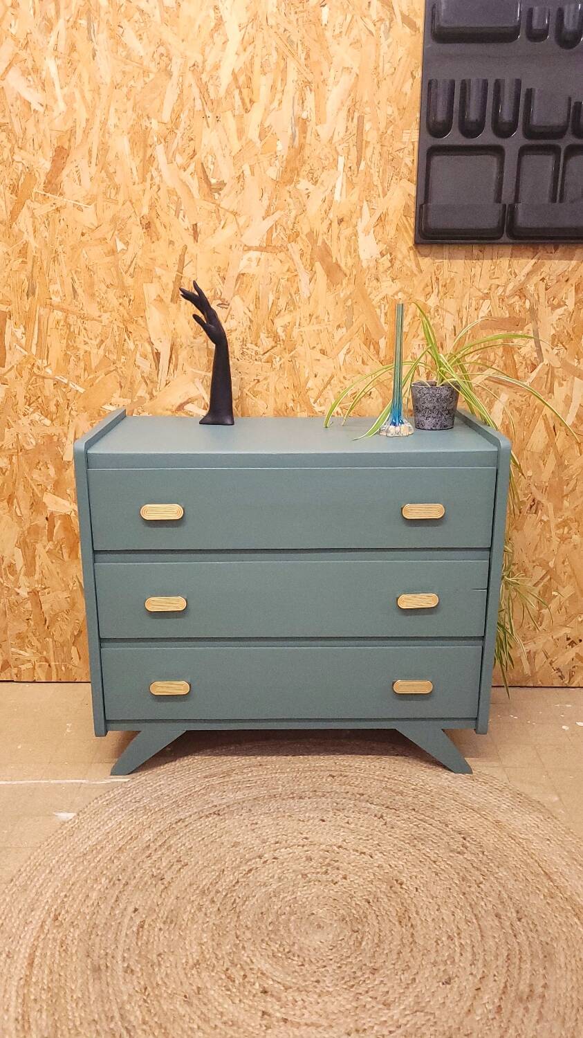 Vintage chest of drawers