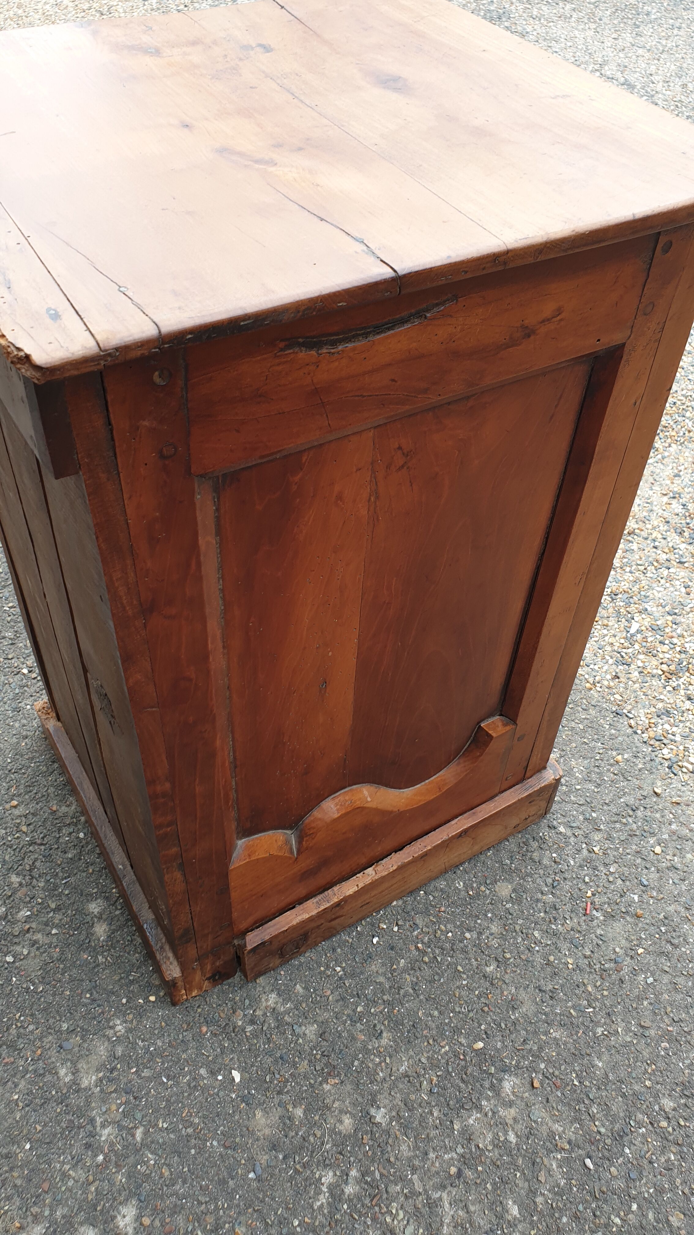 Chevet cherisier style louis Philippe