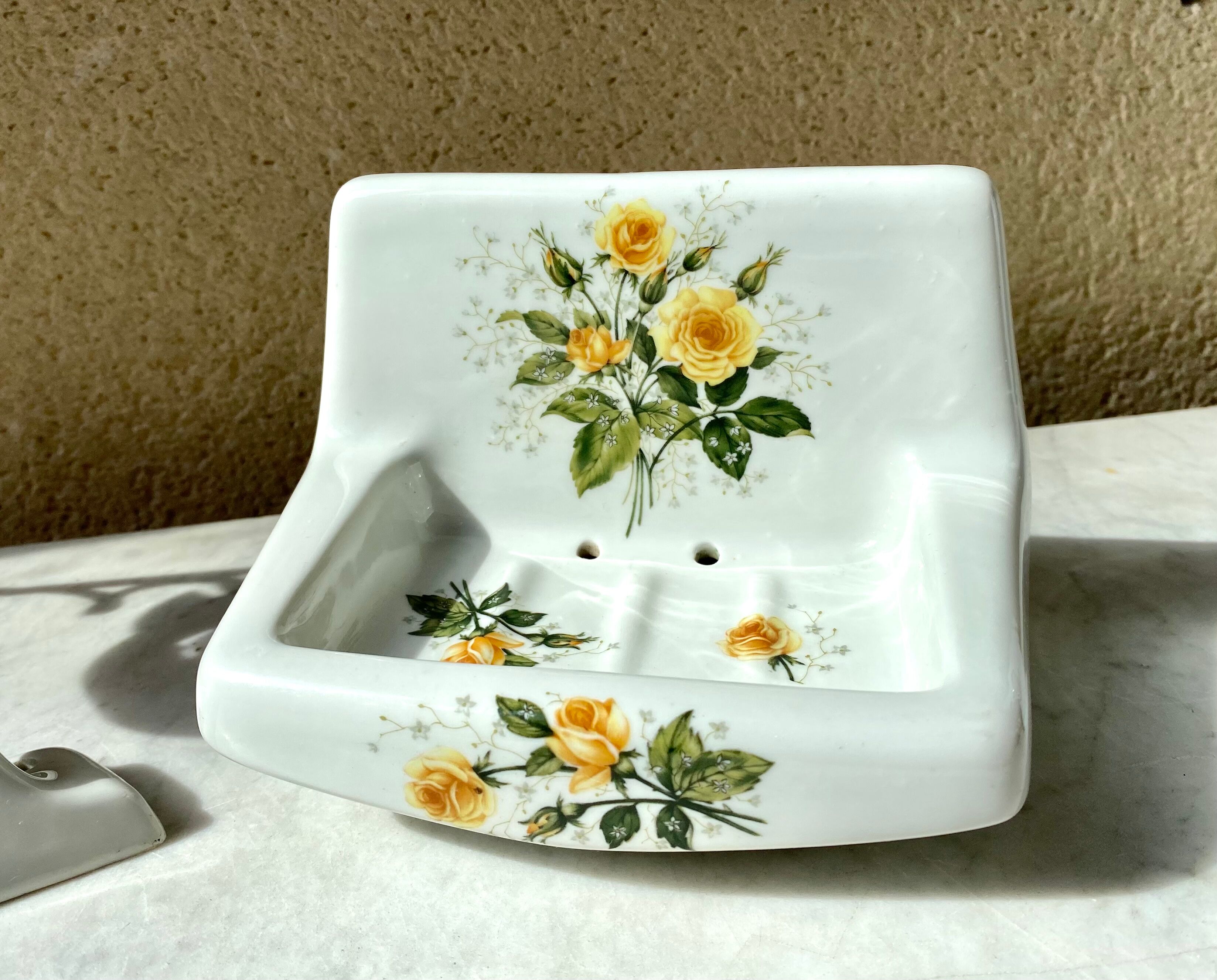 Soap holder and porcelain hook of Limoges Champs-Elysées vintage 60