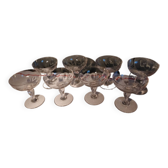 Cristallerie de Portieux 8 Coupes a champagne anciennes - Pied balustre