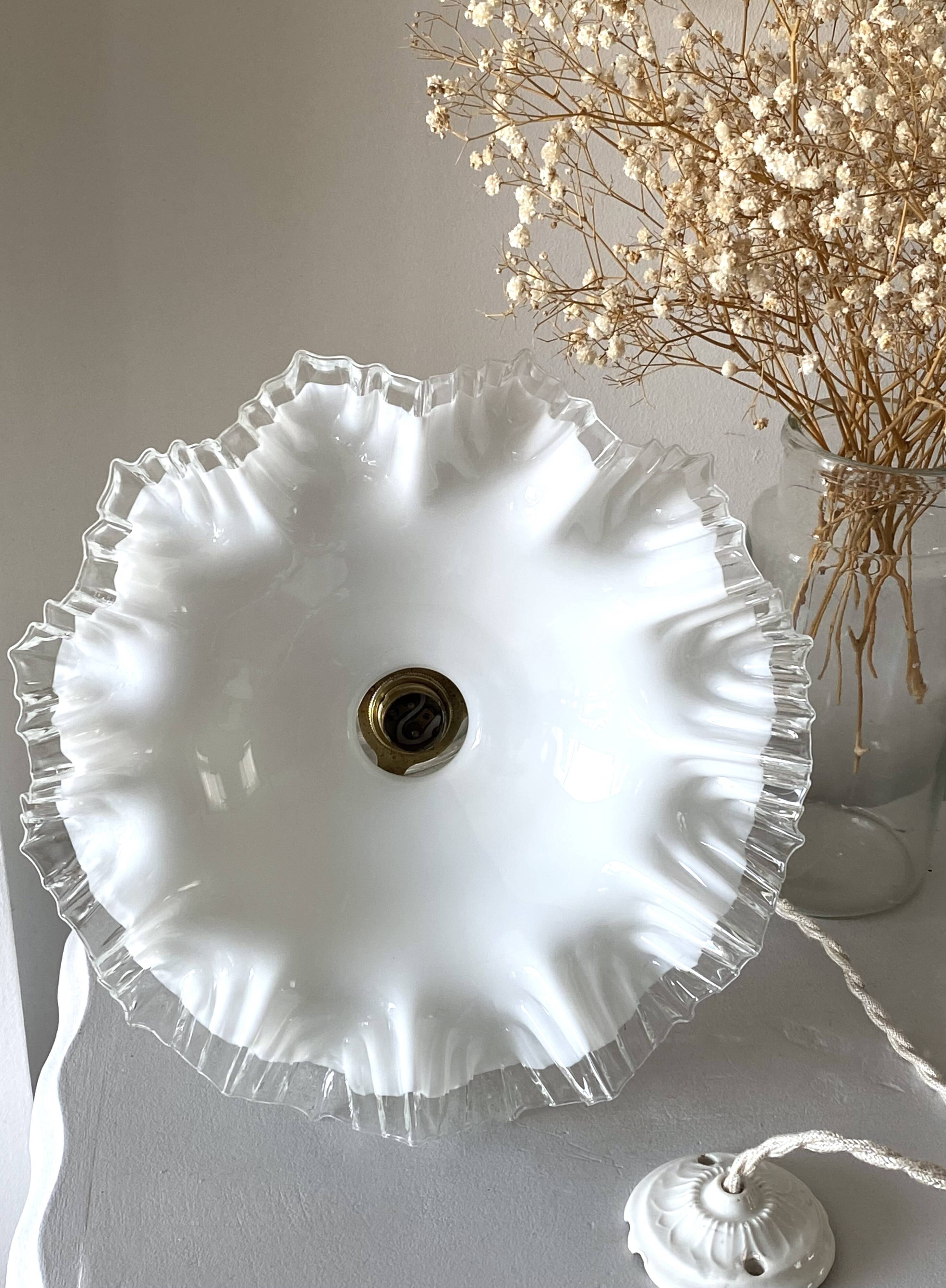 Opaline suspension "Frou frou"