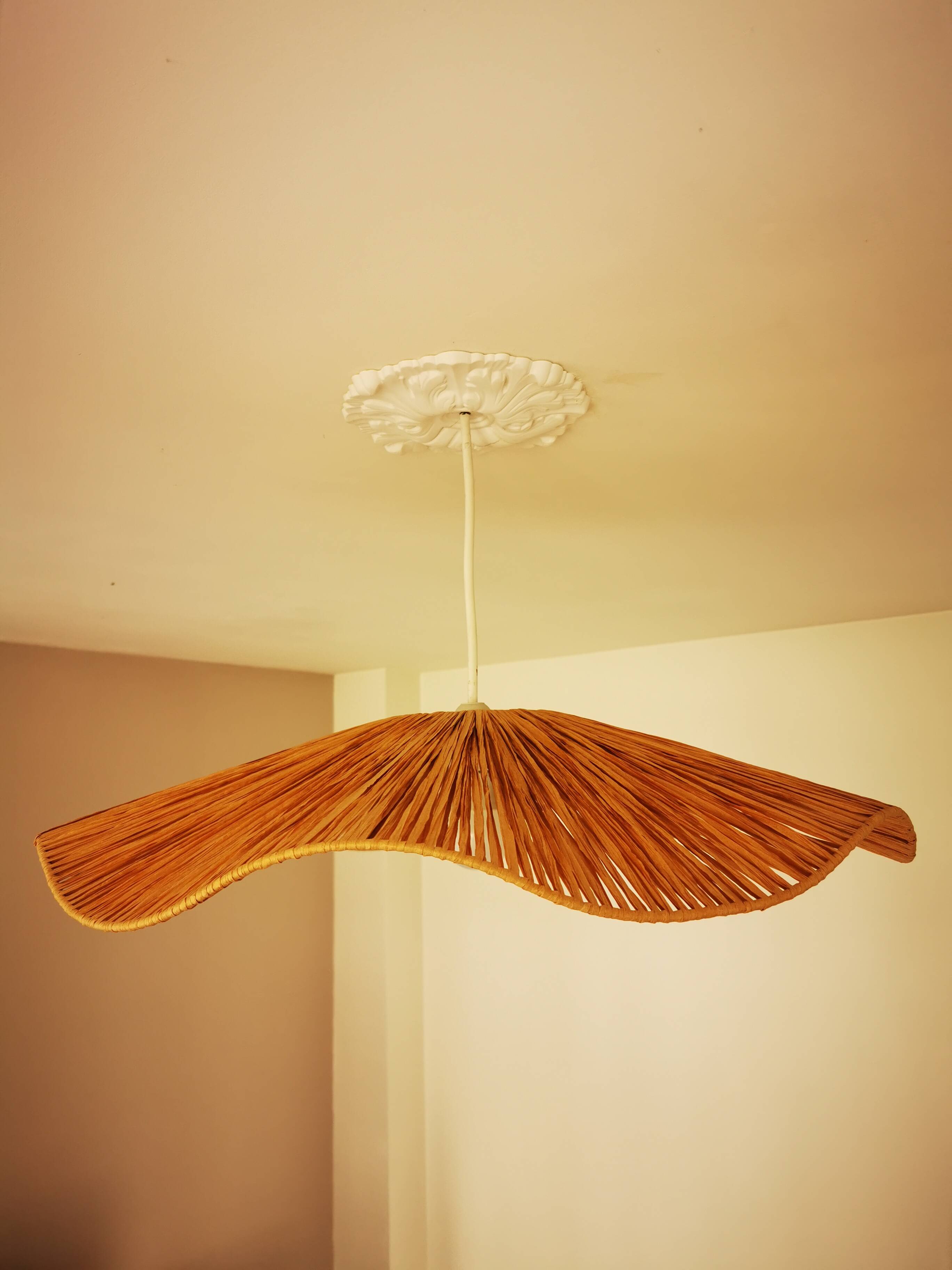 Suspension in raffia braided 65 cm