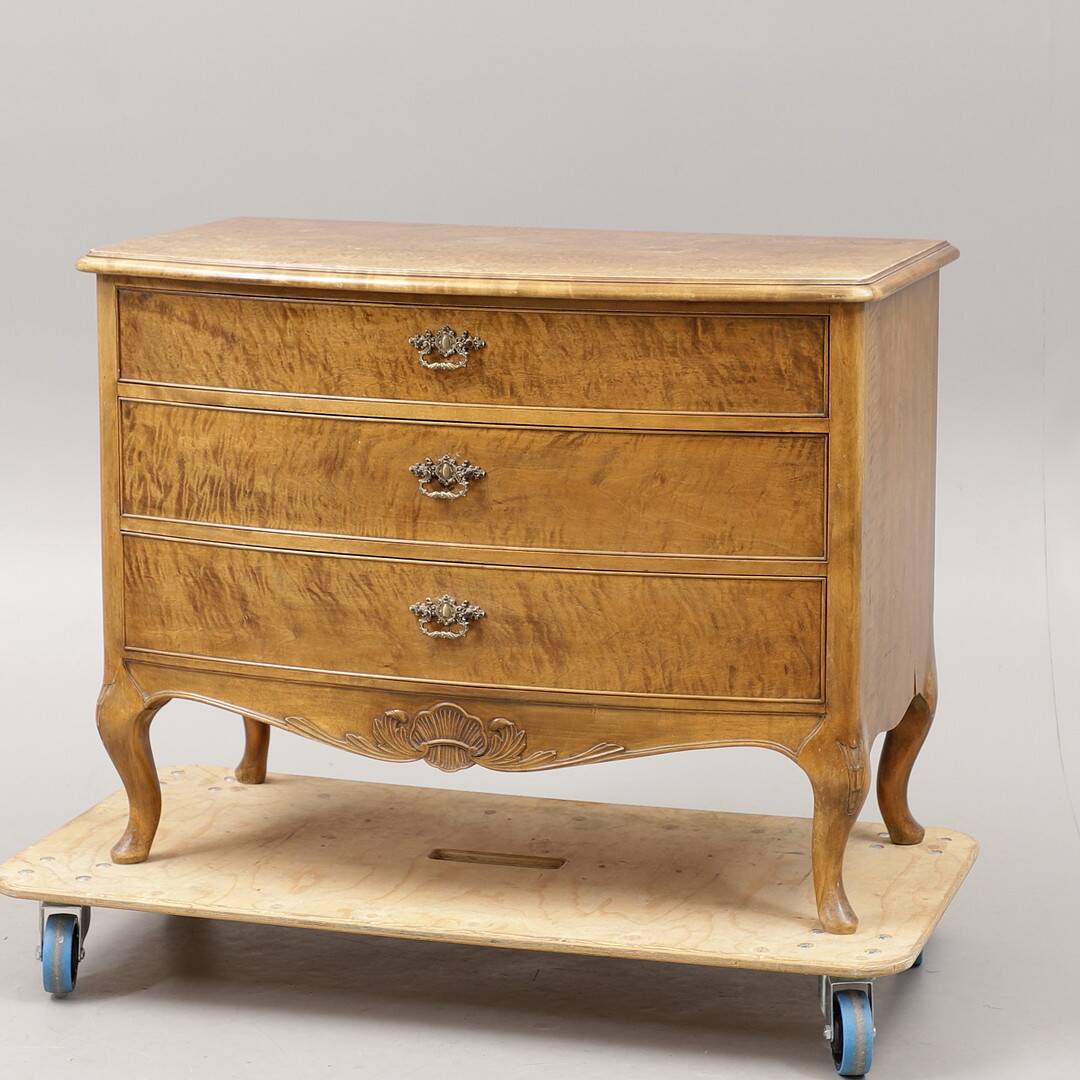 Louis xv style small chest of drawers