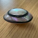 Mother-of-pearl box in the shape of a shell