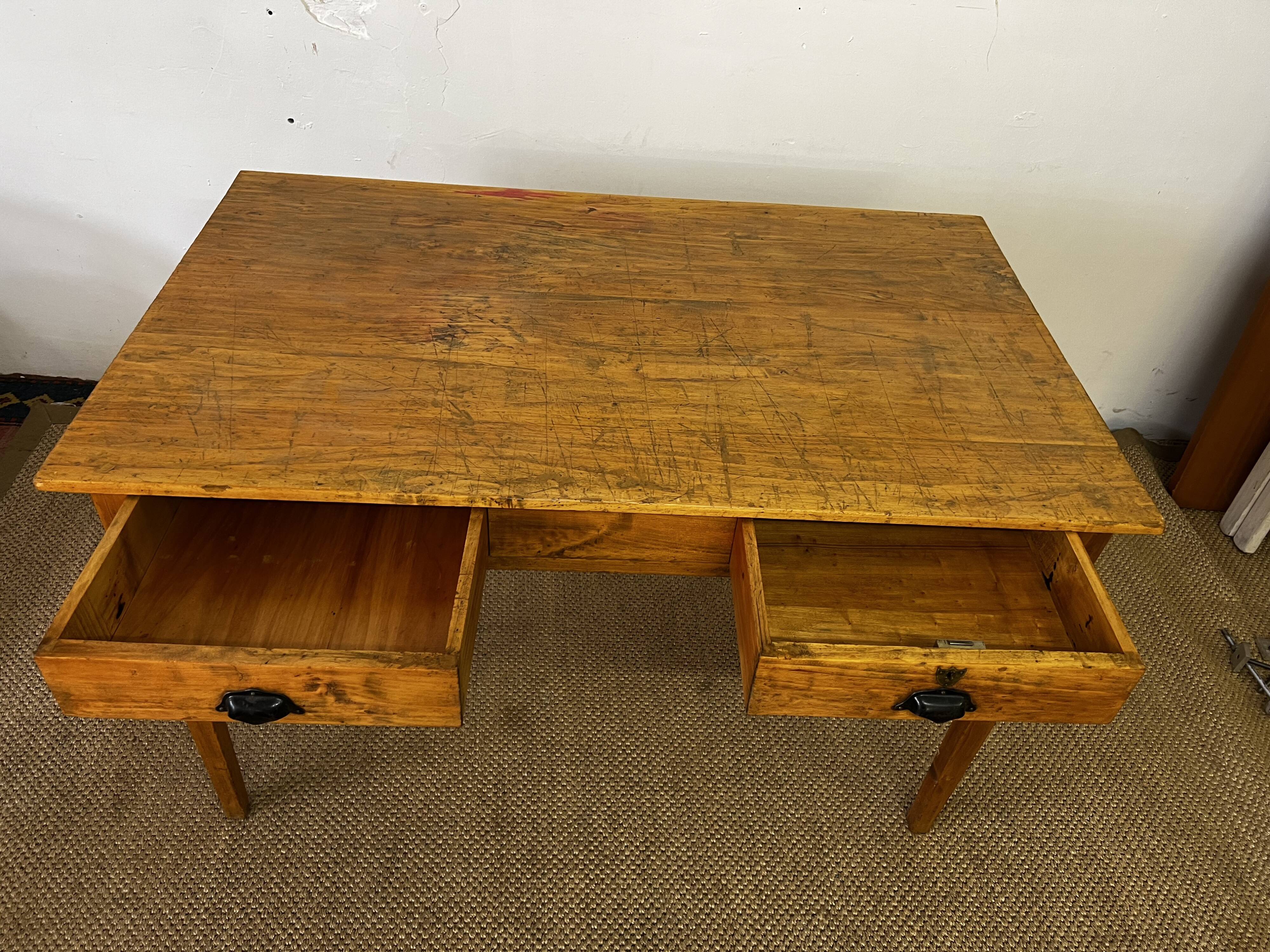 Pine farm table