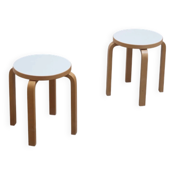 Paire de tabourets 'E60' par Alvar Aalto pour Artek, 1933