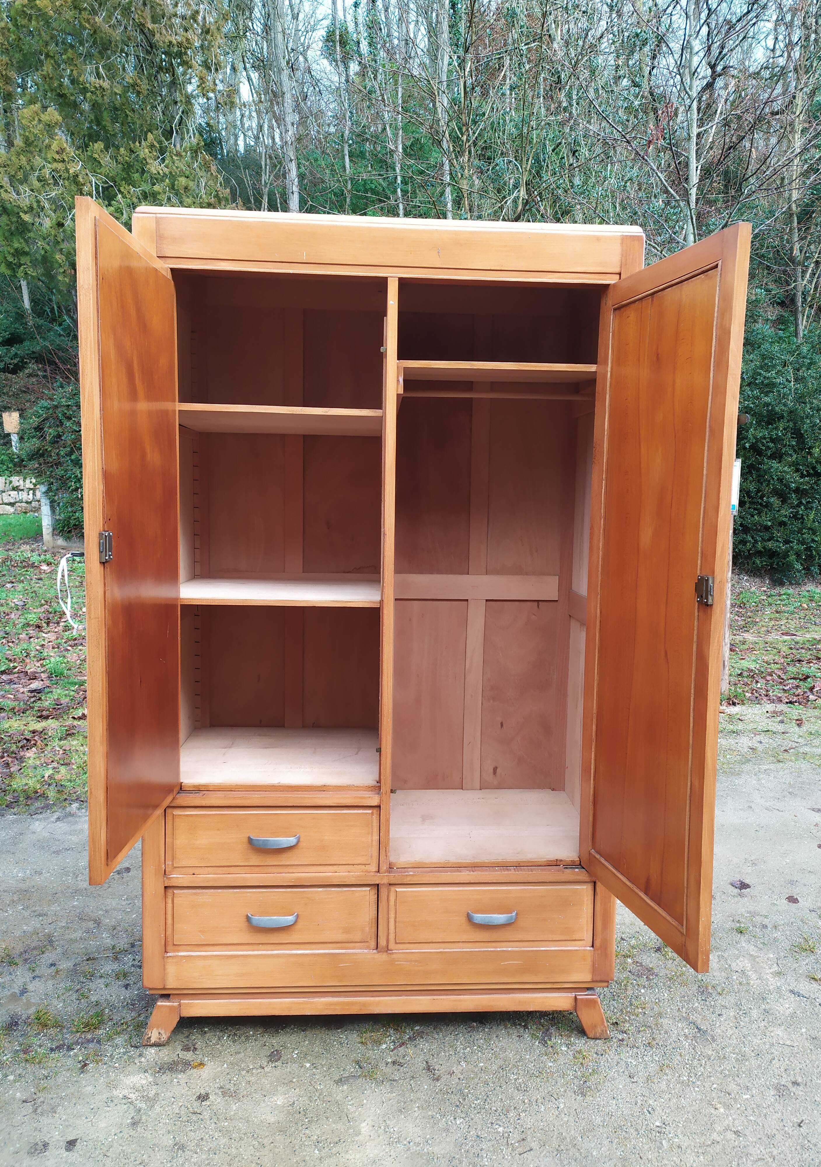 Armoire parisienne années 50