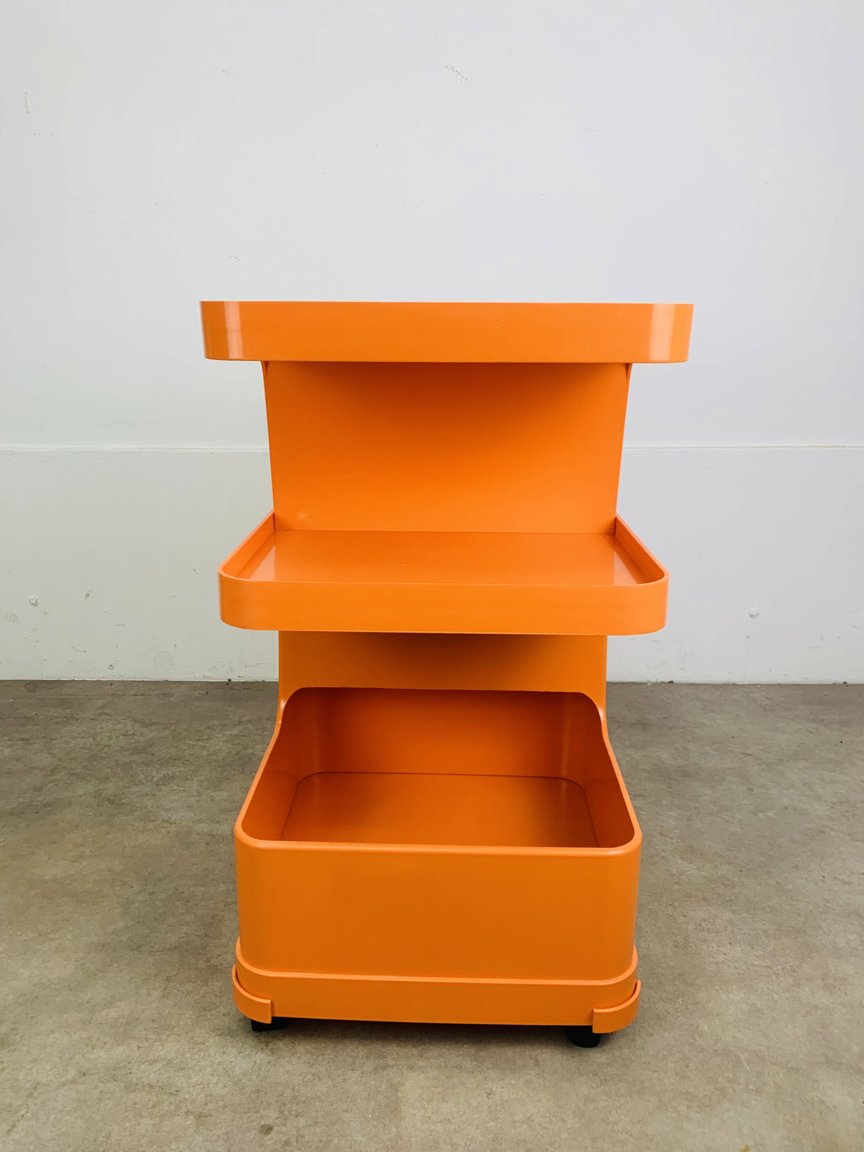 Flair dessert for Prisunic in orange plastic, seventies.