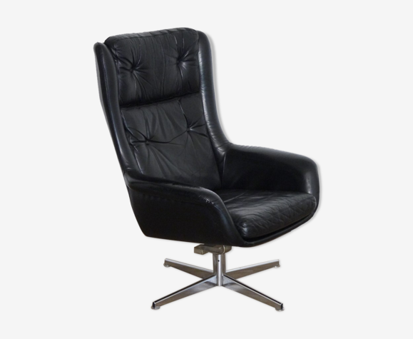Fauteuil vintage scandinave pivotant en cuir 1970