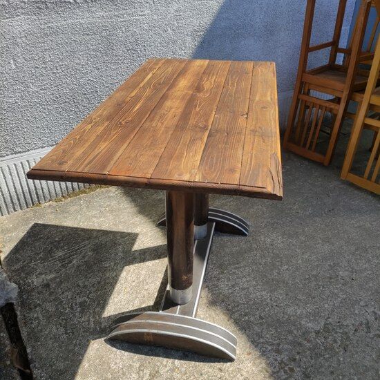 Bistro table