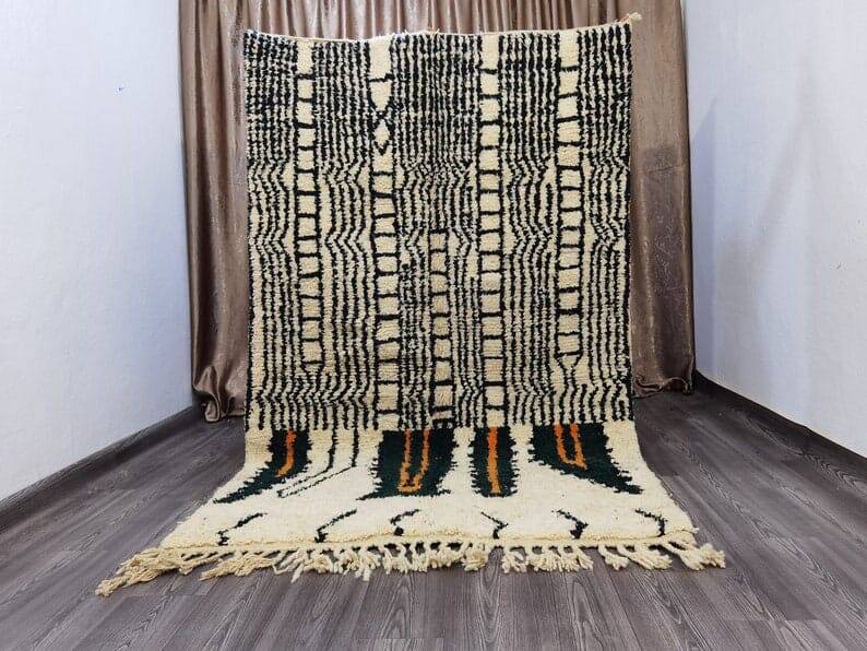 Handwoven Berber rug, 140 x 260 cm