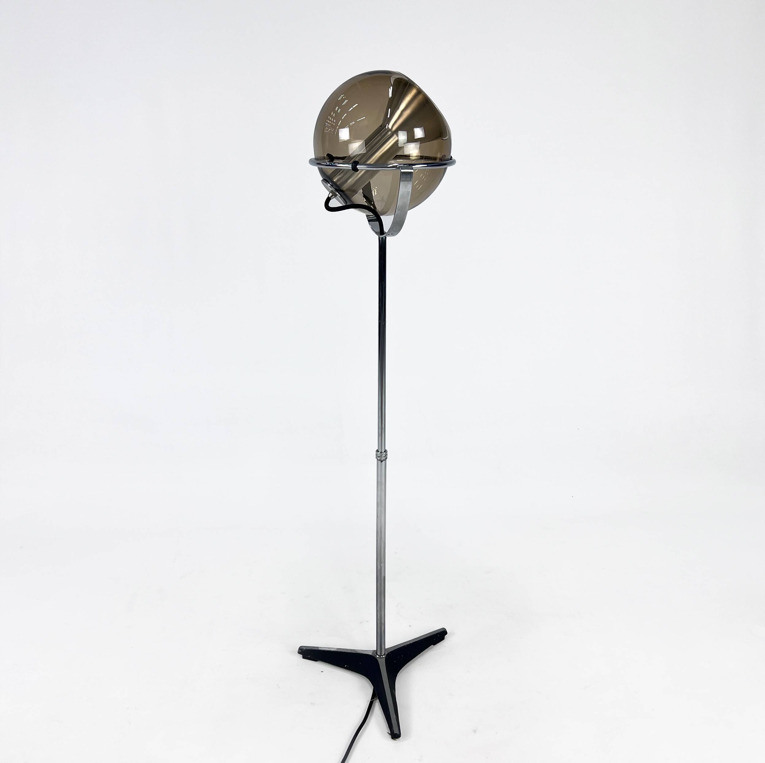 Mid Century Dutch Design Floorlamp by Frank Ligtelijn for Raak Amsterdam, 1960s