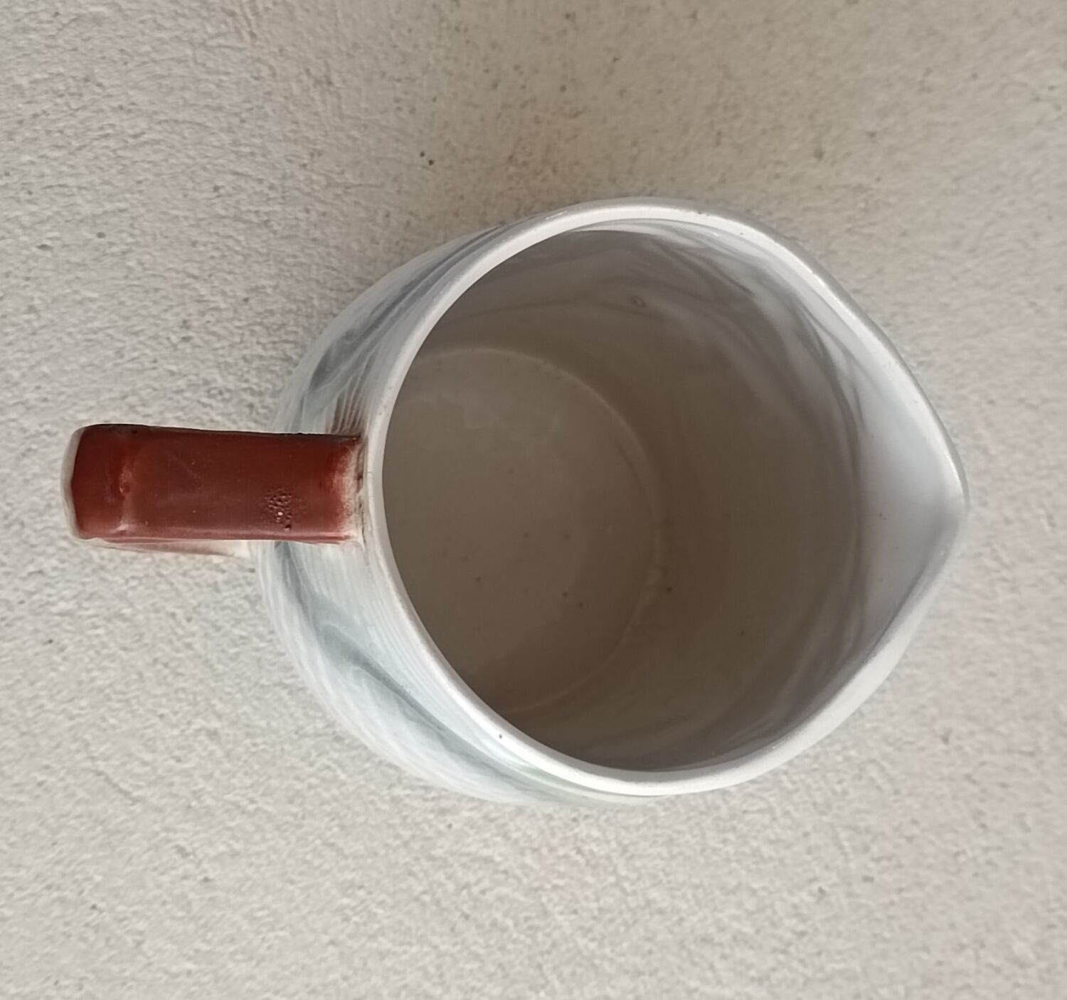 Pichet terre de fer Art nouveau