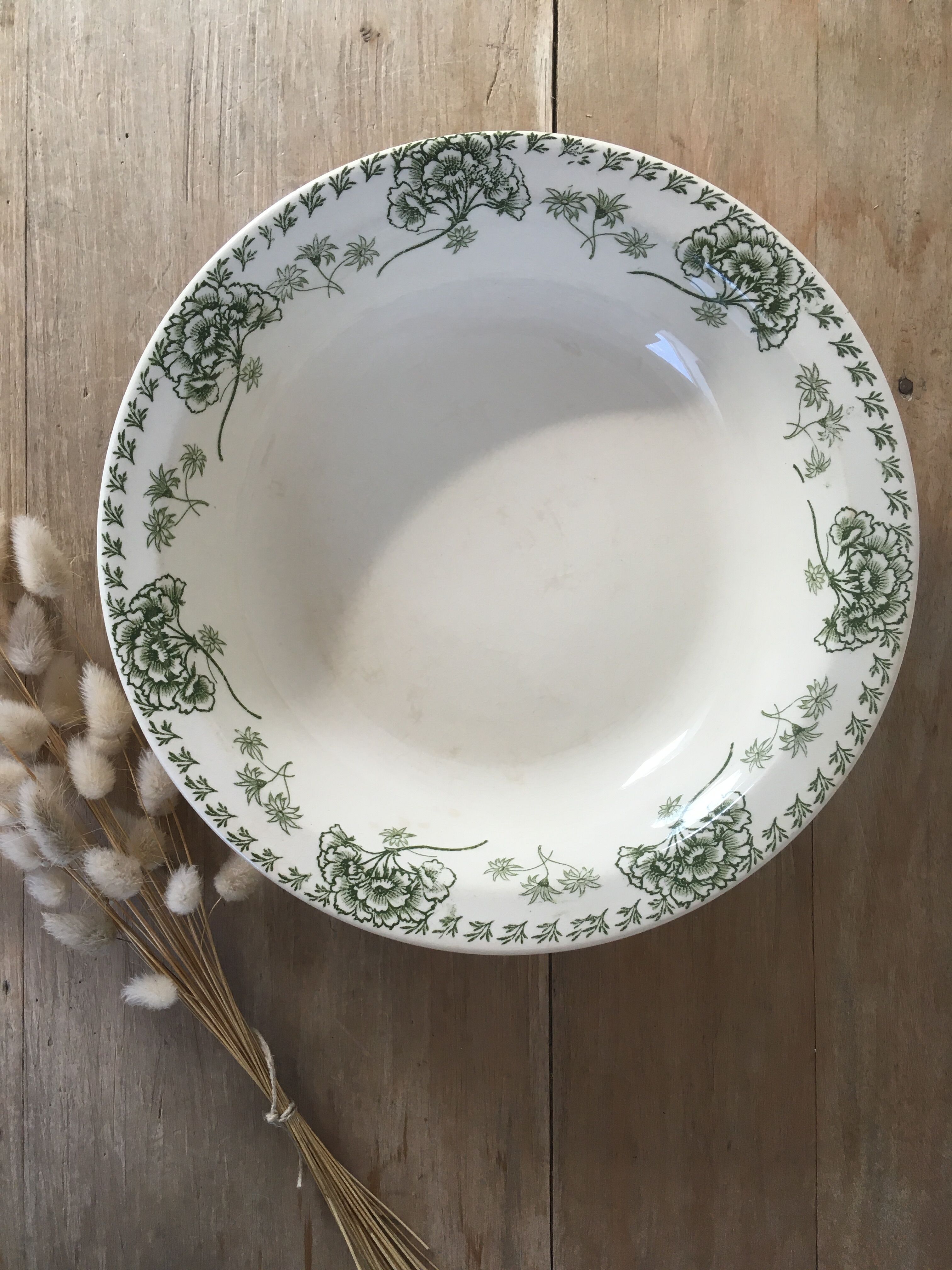 Hollow round dish iron earth Sarreguemines Palmyra