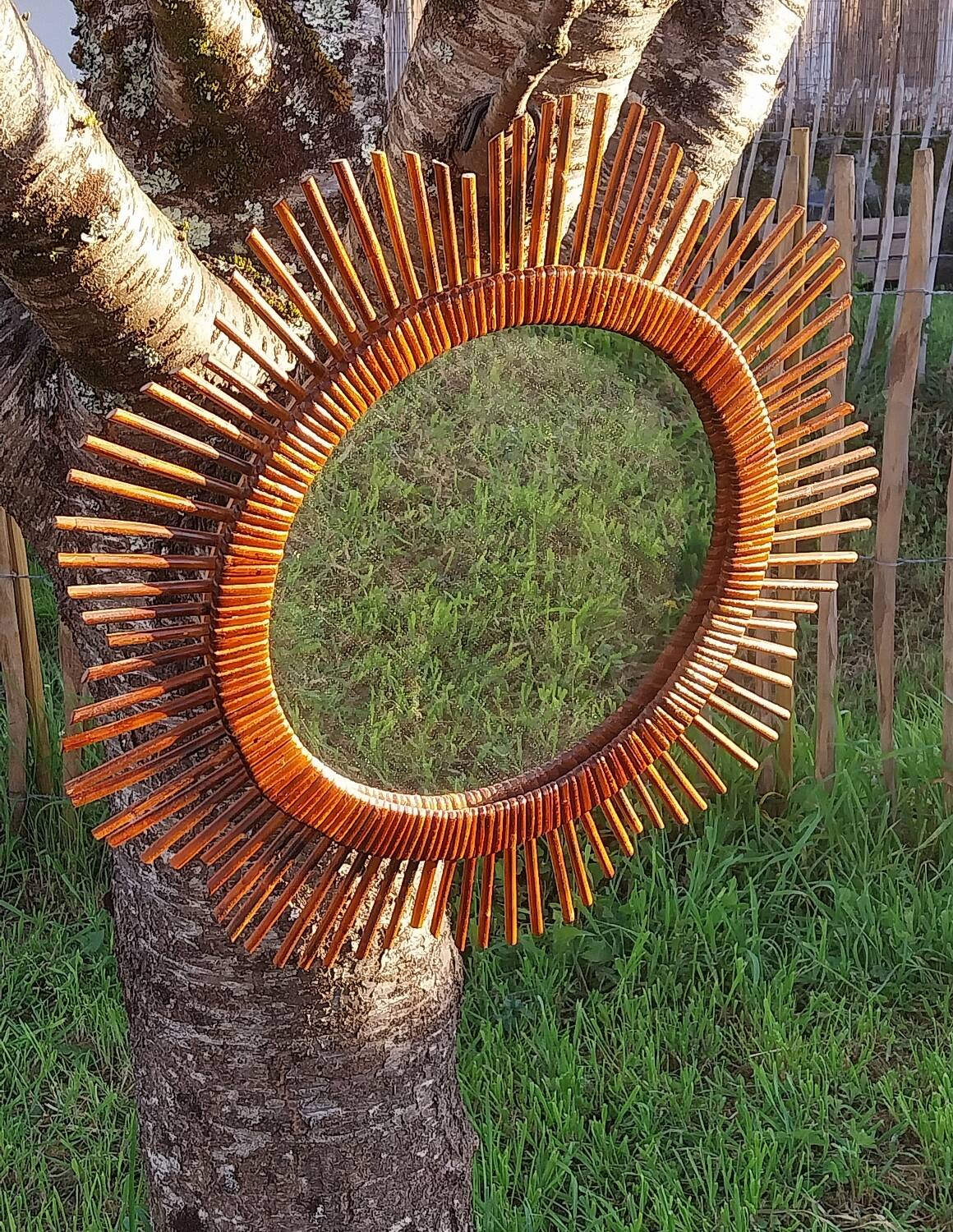 Rattan sun mirror 57 cm