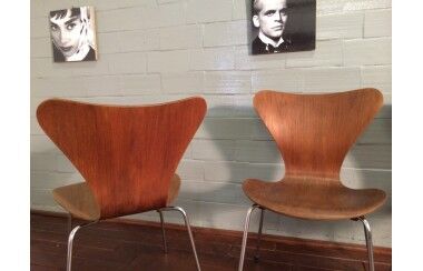 Set of 4 chairs Arne Jacobsen