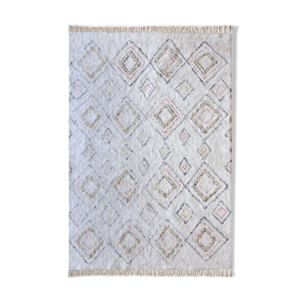 Tapis berbere 120x180 cm blanc motifs colorés