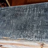 Distressed chest of drawers
