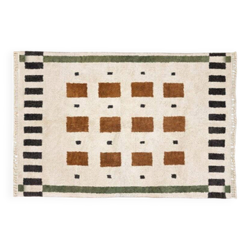 Moroccan wool rug 250cm x 150cm