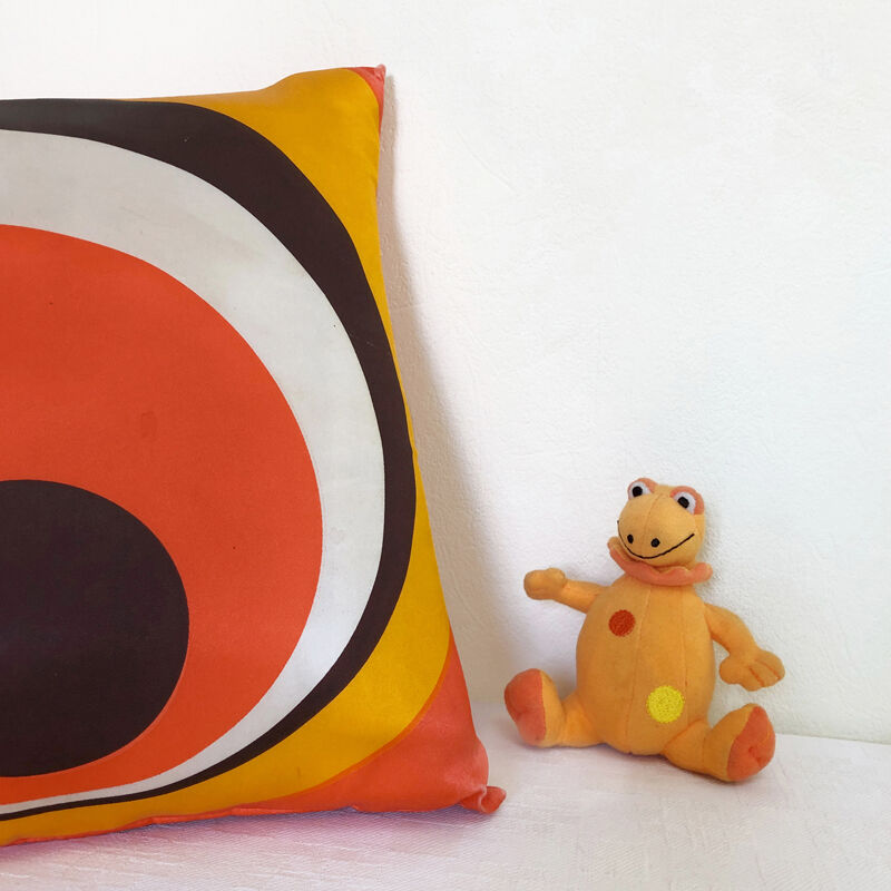 70's orange geometric cushion
