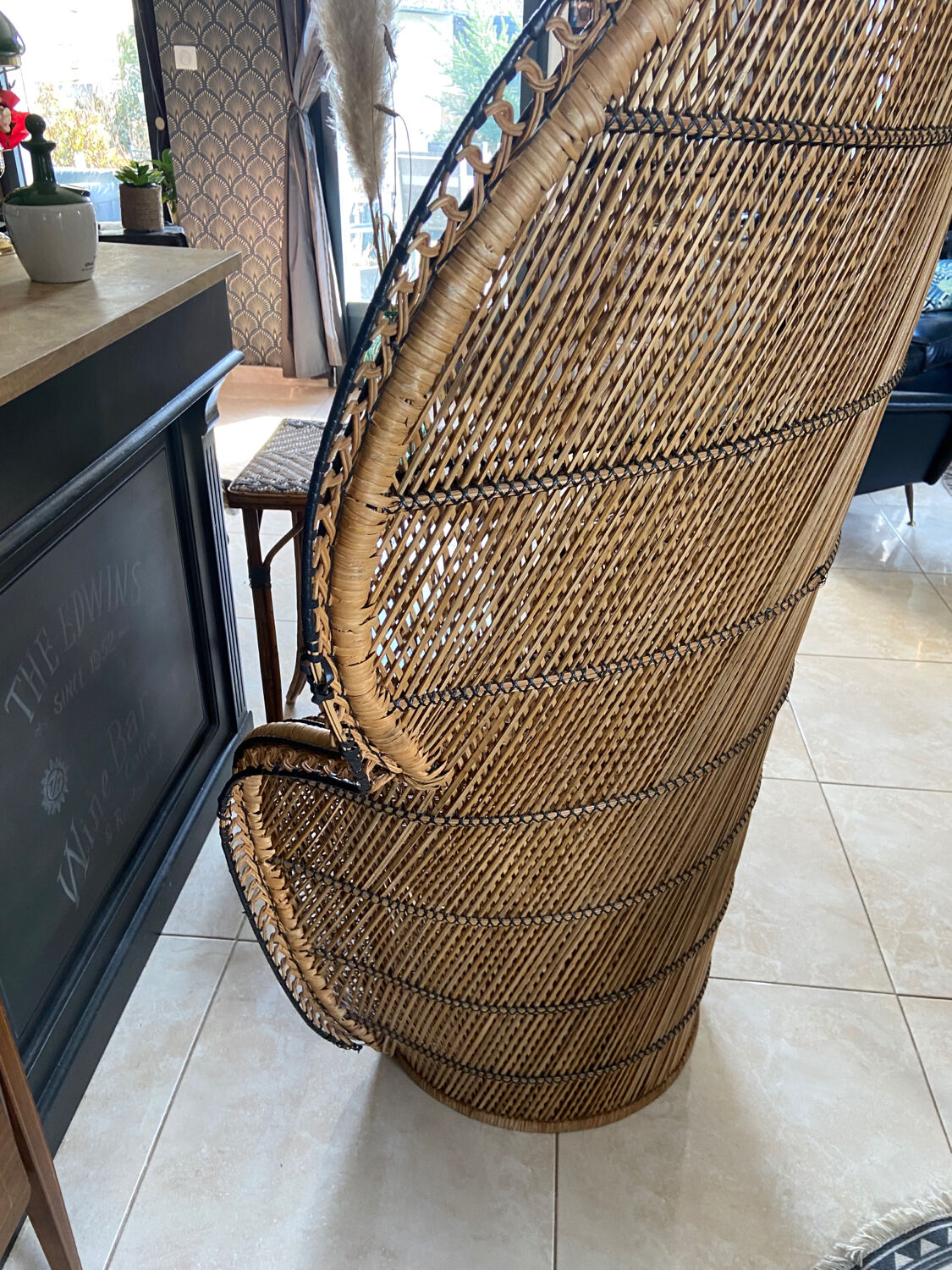 Fauteuil Emmanuelle en rotin année 1970