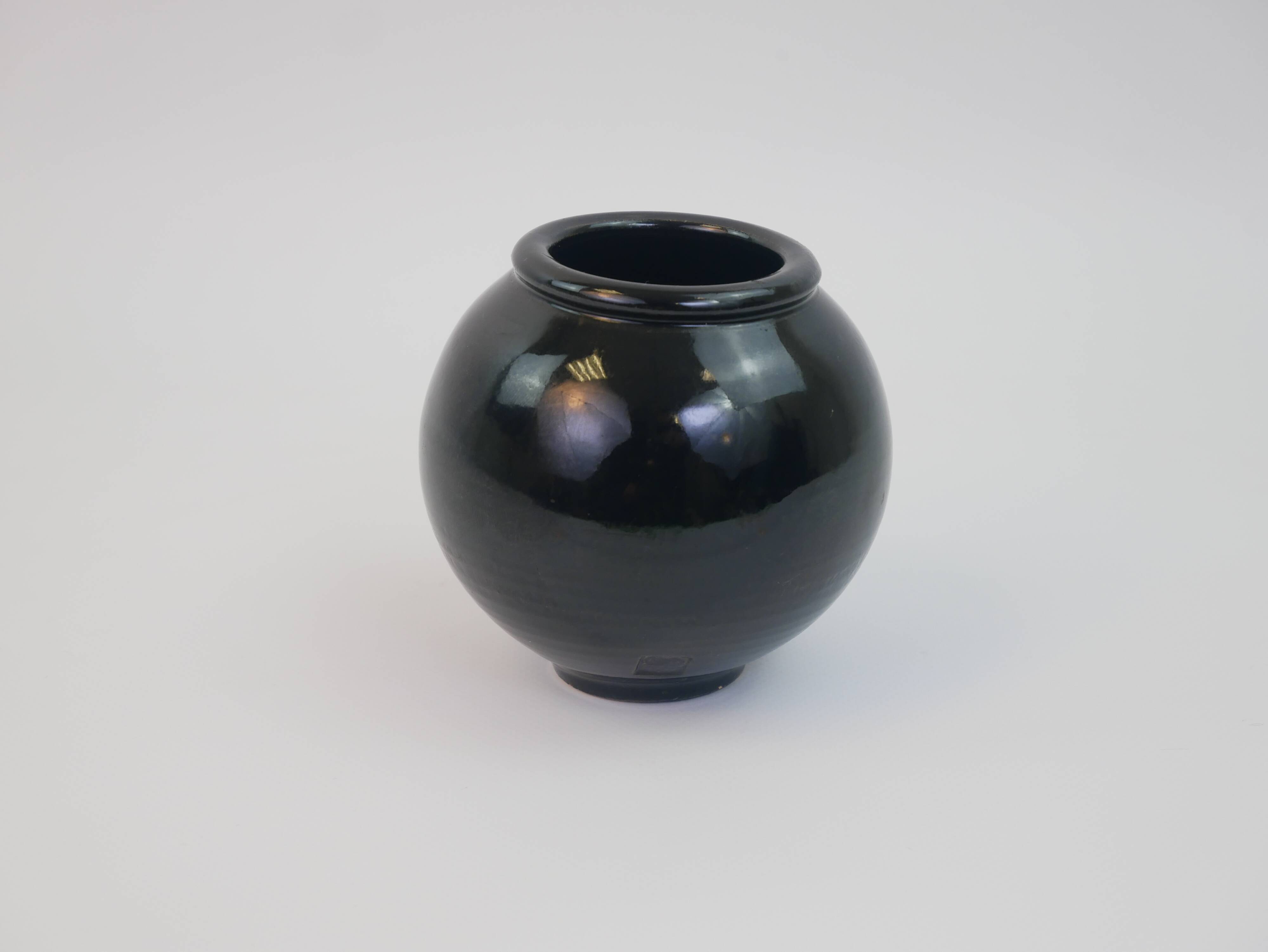 Black ceramic ball vase from Biot