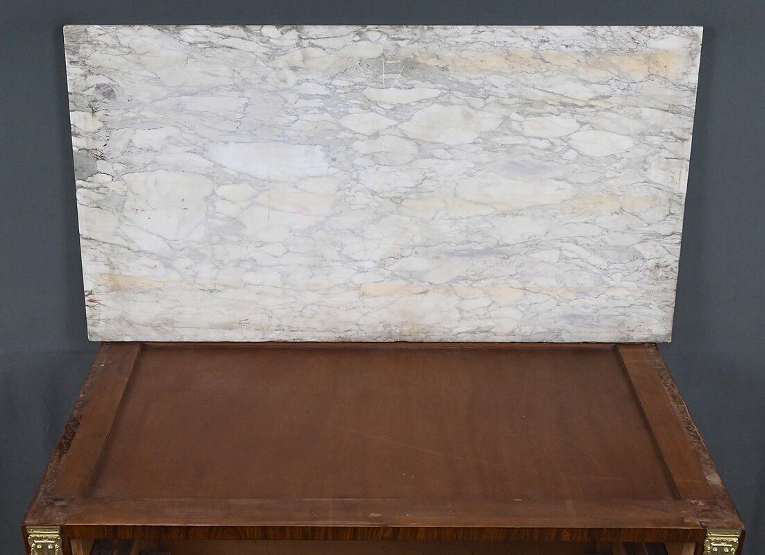 Small chest of drawers in amboyna and rosewood, Louis XVI style – 1940