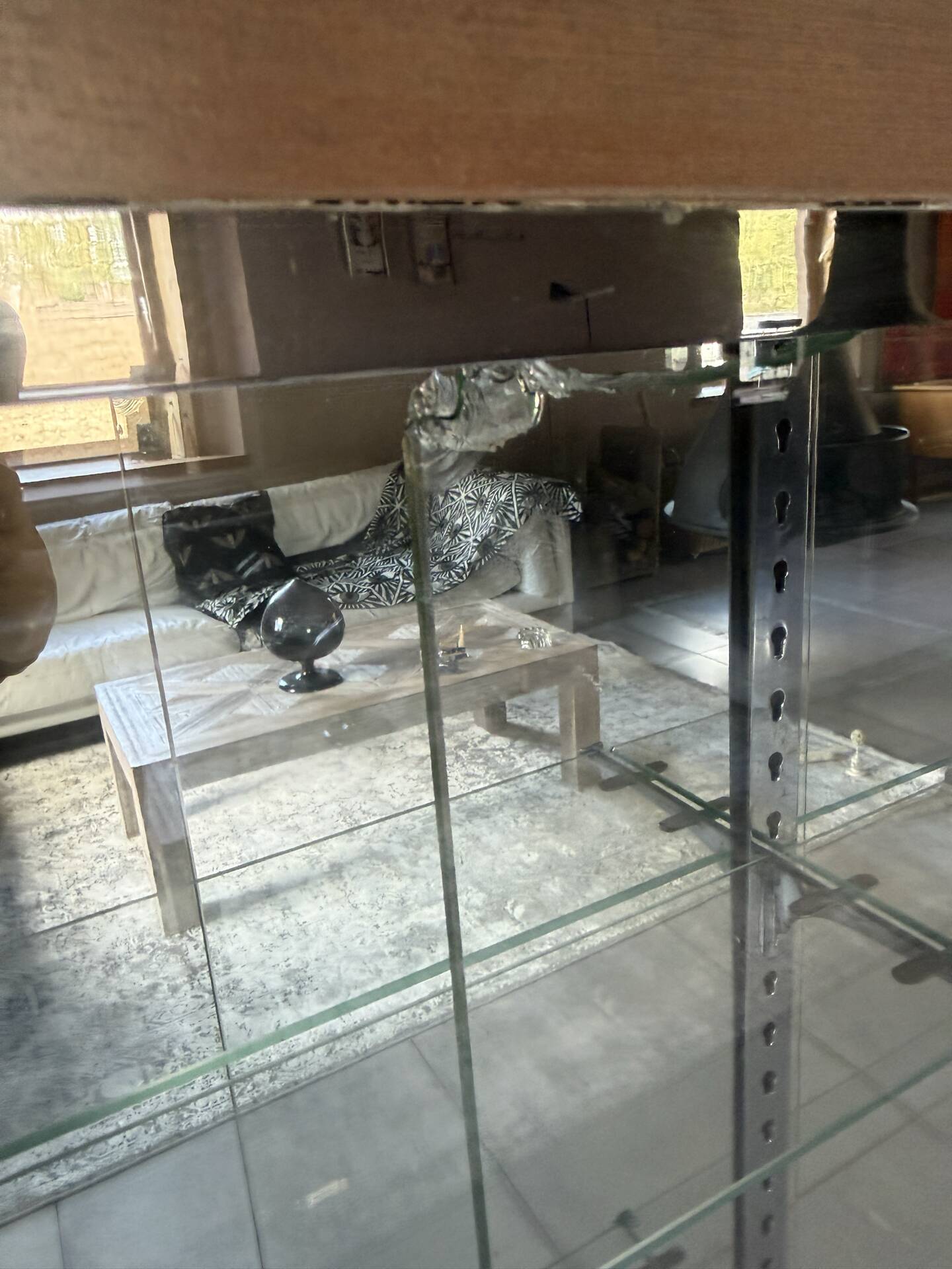 meuble de métier / vitrine de pharmacie