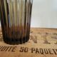 Vase en verre fumé