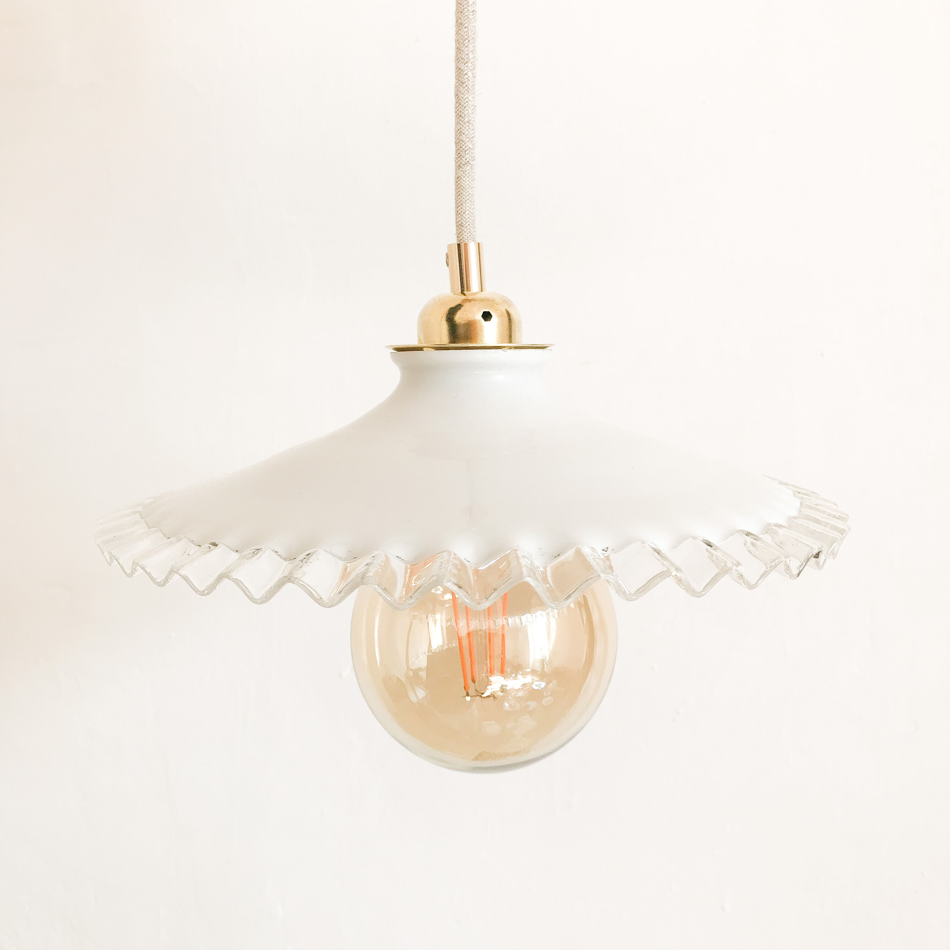 Suspension opaline vintage
