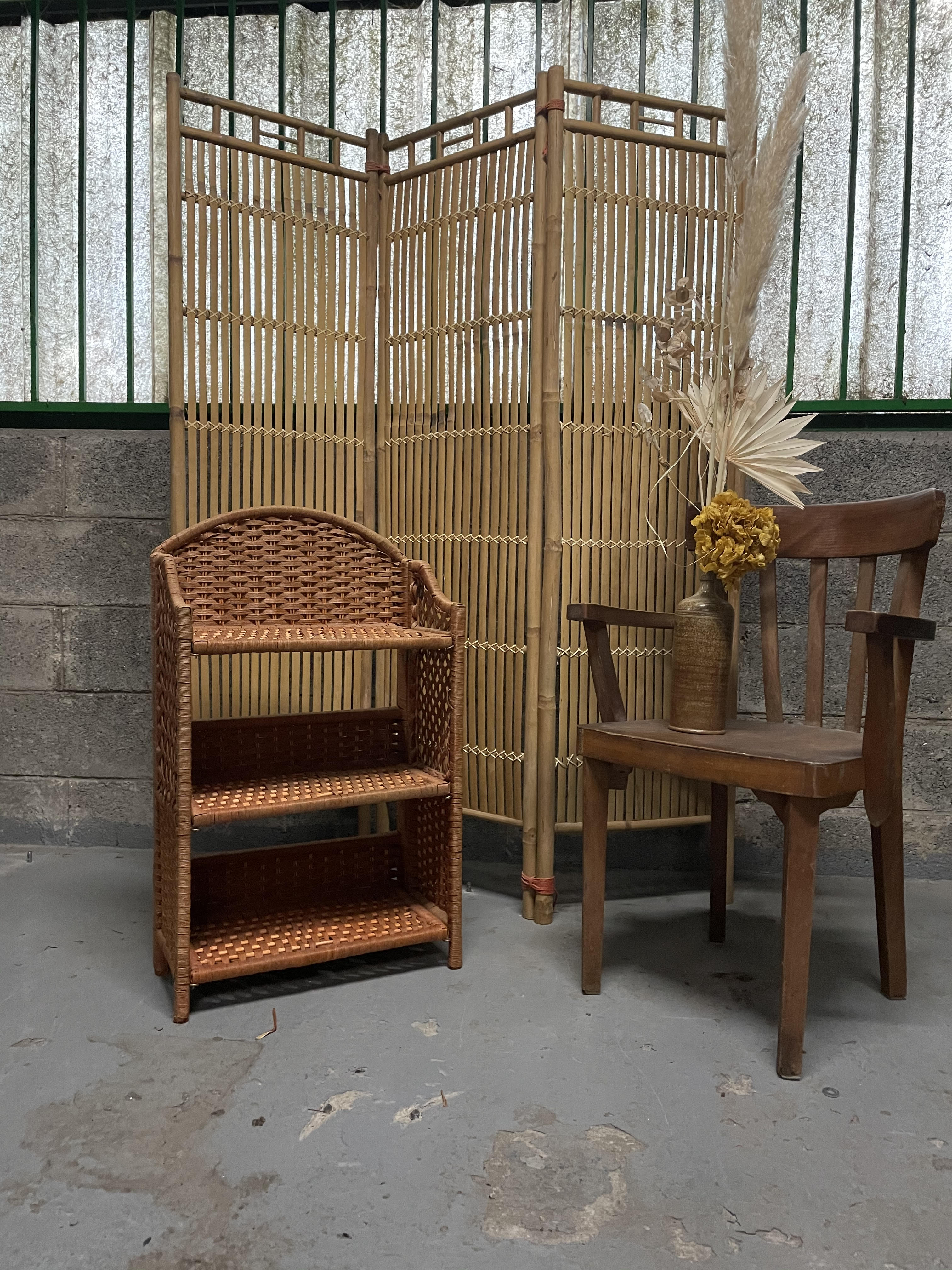 Vintage foldable corded rattan shelf