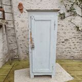 Old patinated bonnet maker