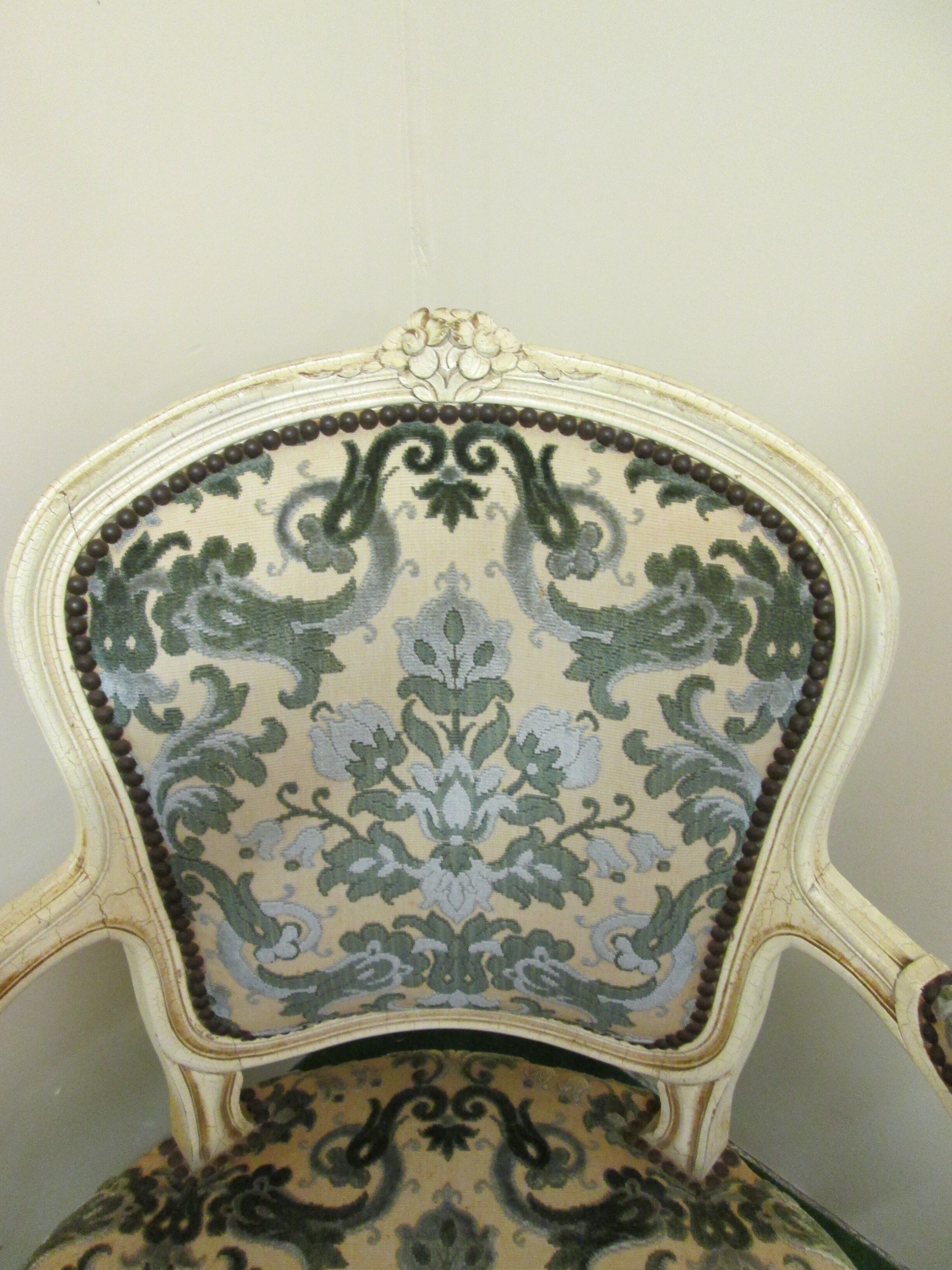Fauteuil vintage de style Louis XV